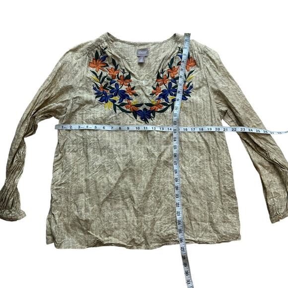 Chico’s Crackle Wash Embroidered Popover Top Size 2 (US 12/Large) - Picture 6 of 11